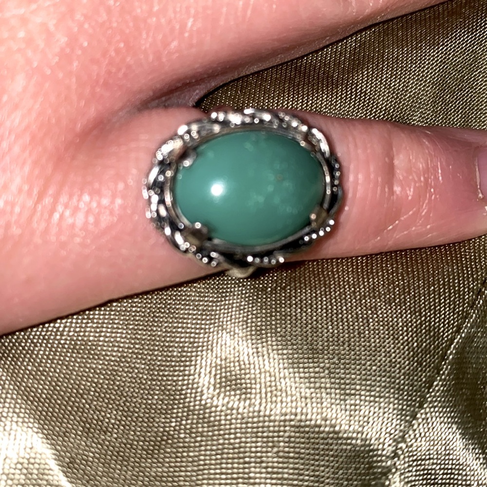 STERLING SILVER TURQUOISE OVAL RING size 7 EUC - Picture 2 of 3